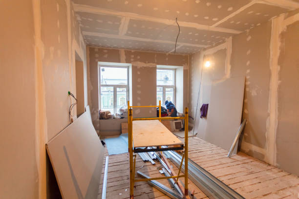 Asbestos and Lead Testing During Mold Inspection in Henderson, TN